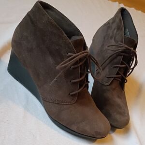 Clarks Women's Wedge Ankle Boots